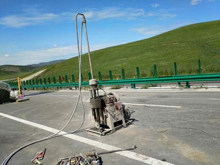 文殊镇公路地基基础注浆加固